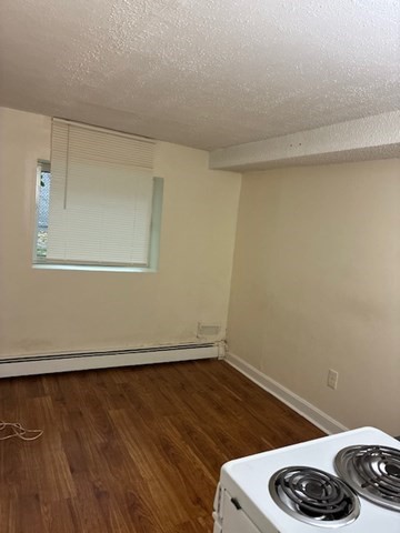 67 South Huntington, Boston, Massachusetts, 1 Bedroom Bedrooms, 2 Rooms Rooms,1 BathroomBathrooms,Residential Lease,For Rent,South Huntington,73447334