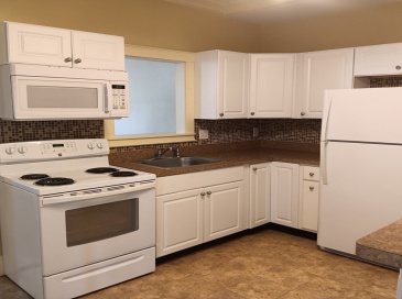 104 1/2 S Main St, Middleboro, Massachusetts, 1 Bedroom Bedrooms, 3 Rooms Rooms,1 BathroomBathrooms,Residential Lease,For Rent,S Main St,73435080 104 1/2 S Main St, Middleboro, Massachusetts, 1 Bedroom Bedrooms, 3 Rooms Rooms,1 BathroomBathrooms,Residential Lease,For Rent,S Main St,73435080