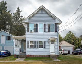 262 Notre Dame St, Westfield, Massachusetts, 2 Bedrooms Bedrooms, 4 Rooms Rooms,1 BathroomBathrooms,Residential Lease,For Rent,Notre Dame St,73437261