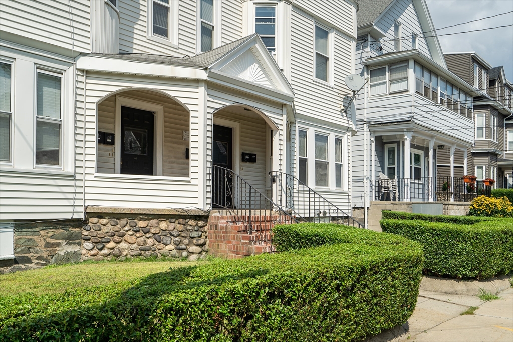 83-85 Surrey St, Boston, Massachusetts, 16 Bedrooms Bedrooms, 26 Rooms Rooms,8 BathroomsBathrooms,Residential Income,For Sale,Surrey St,73447465