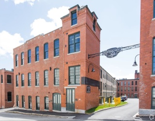 64 Beacon Street, Worcester, Massachusetts, 2 Bedrooms Bedrooms, 4 Rooms Rooms,2 BathroomsBathrooms,Residential Lease,For Rent,Beacon Street,73447471