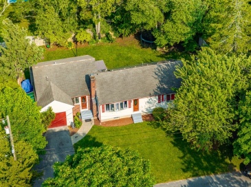 298 Oakland Rd, Barnstable, Massachusetts, 3 Bedrooms Bedrooms, 6 Rooms Rooms,2.5 BathroomsBathrooms,Residential,For Sale,Oakland Rd,73384092