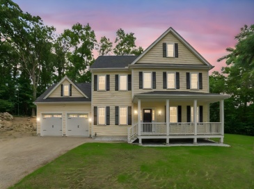 3 Hillside Ave, Westford, Massachusetts, 3 Bedrooms Bedrooms, 5 Rooms Rooms,2.5 BathroomsBathrooms,Residential,For Sale,Hillside Ave,73392203