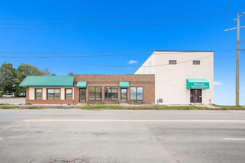 745 Memorial Ave, West Springfield, Massachusetts, ,Commercial Lease,For Rent,Memorial Ave,73447698