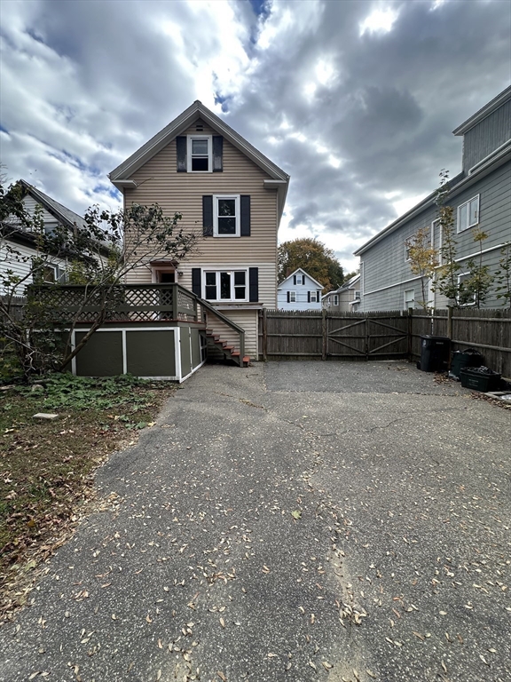 61 5th Avenue, Haverhill, Massachusetts, 4 Bedrooms Bedrooms, 8 Rooms Rooms,2 BathroomsBathrooms,Residential Lease,For Rent,5th Avenue,73447804