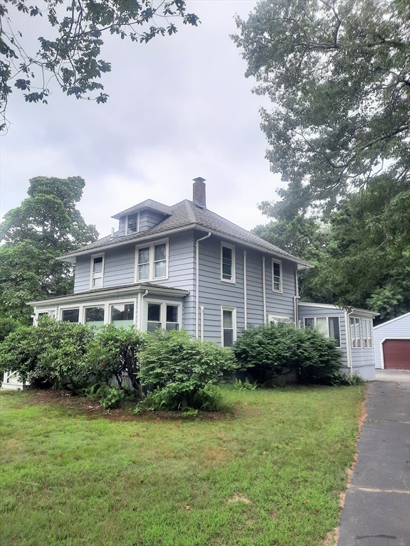 434 Circuit St, Hanover, Massachusetts, 3 Bedrooms Bedrooms, 7 Rooms Rooms,1.5 BathroomsBathrooms,Residential Lease,For Rent,Circuit St,73447841