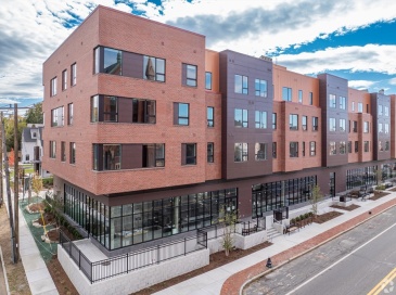 45 E Central St, Natick, Massachusetts, 2 Bedrooms Bedrooms, 4 Rooms Rooms,1 BathroomBathrooms,Residential Lease,For Rent,E Central St,73447851