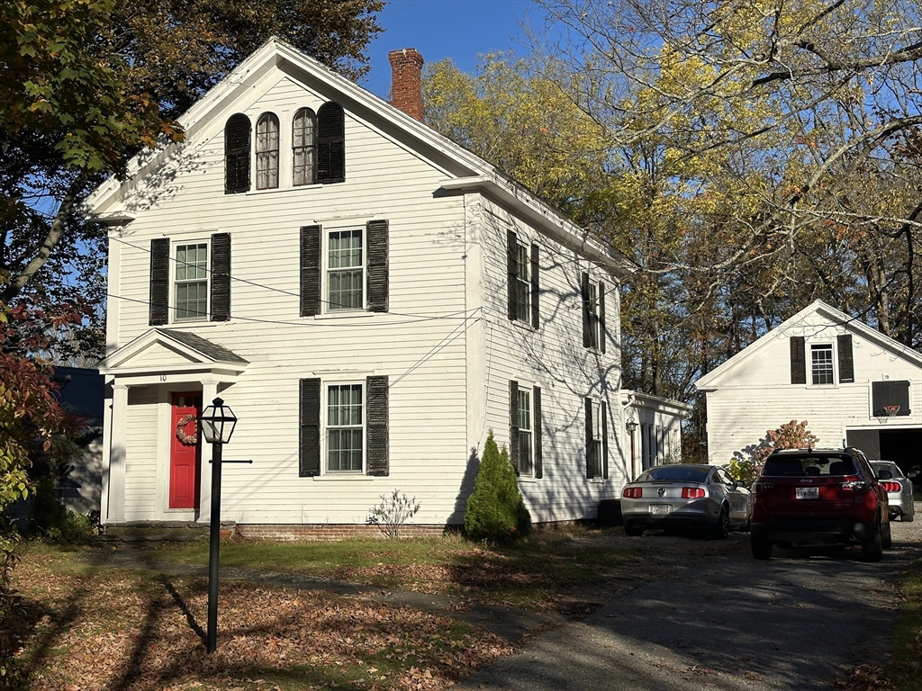 10 Maple St, Sturbridge, Massachusetts, 4 Bedrooms Bedrooms, 10 Rooms Rooms,2.5 BathroomsBathrooms,Residential,For Sale,Maple St,73447862