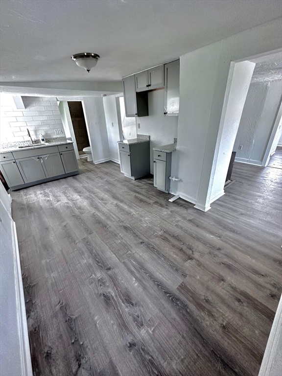 3 Mount Pleasant, Worcester, Massachusetts, 2 Bedrooms Bedrooms, 4 Rooms Rooms,1 BathroomBathrooms,Residential Lease,For Rent,Mount Pleasant,73415779