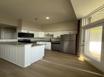 94 River St, Haverhill, Massachusetts, 1 Bedroom Bedrooms, 2 Rooms Rooms,1 BathroomBathrooms,Residential Lease,For Rent,River St,73442114