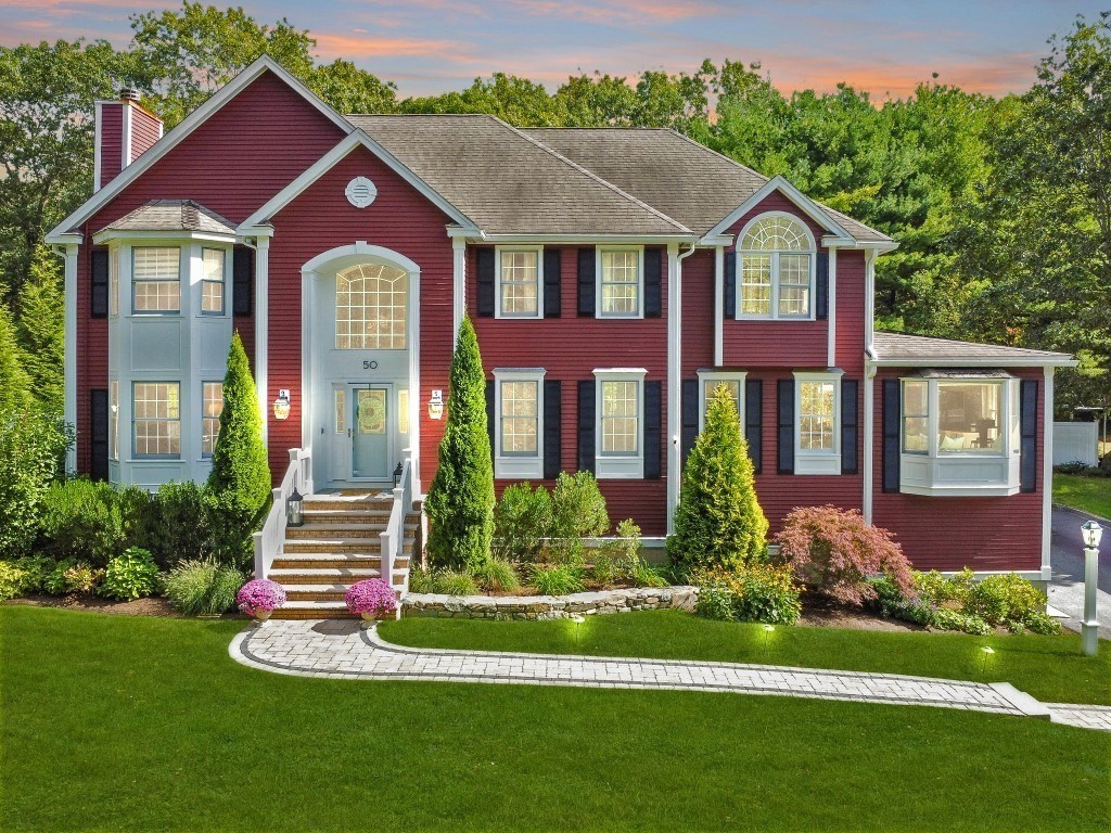 50 Rocky Brook Rd, North Andover, Massachusetts, 4 Bedrooms Bedrooms, 10 Rooms Rooms,3 BathroomsBathrooms,Residential,For Sale,Rocky Brook Rd,73435698