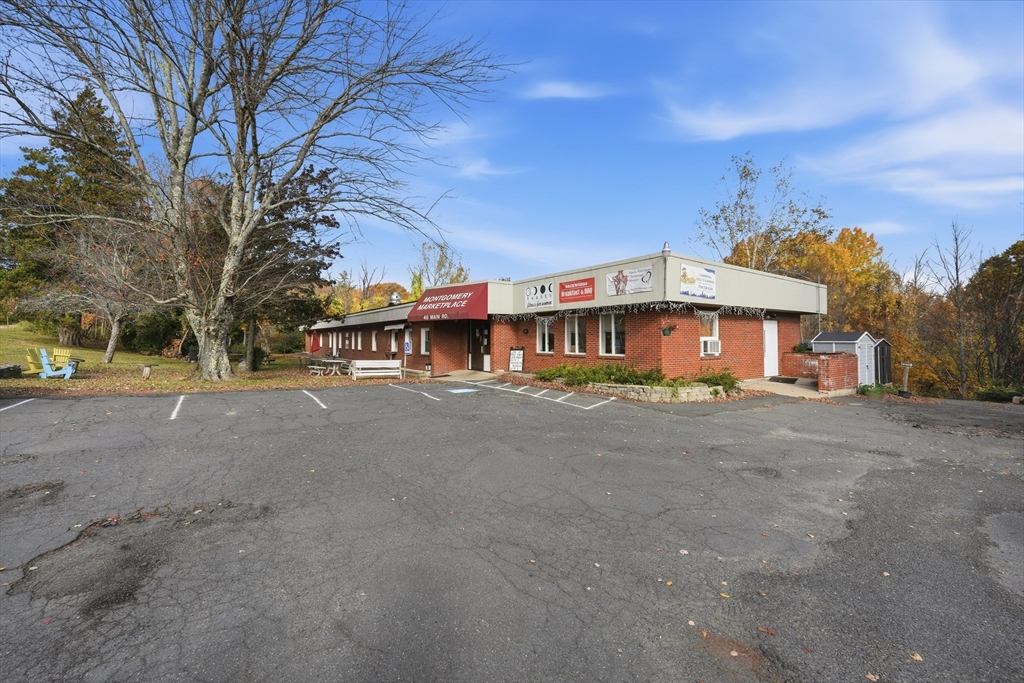 46 Main Rd, Montgomery, Massachusetts, ,Commercial Sale,For Sale,Main Rd,73448147