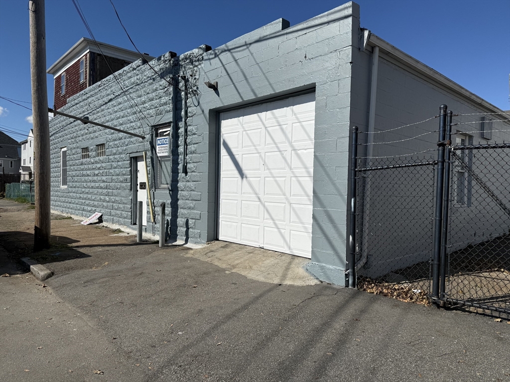 31 Scott St, New Bedford, Massachusetts, ,Commercial Sale,For Sale,Scott St,73448184