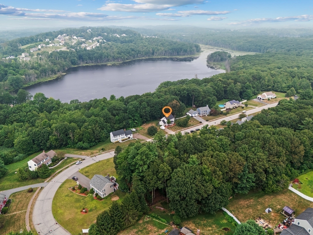 11 Valley View Cir, Rutland, Massachusetts, 4 Bedrooms Bedrooms, 7 Rooms Rooms,1.5 BathroomsBathrooms,Residential,For Sale,Valley View Cir,73415358