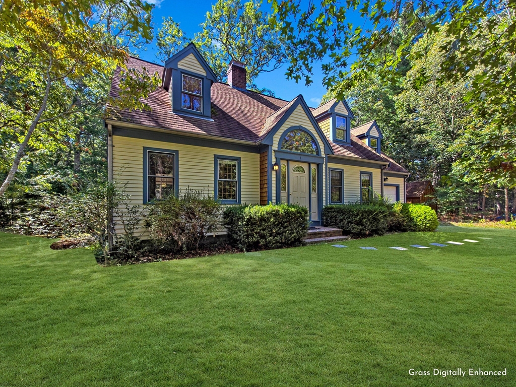 1 Peggys Ln, Sandwich, Massachusetts, 3 Bedrooms Bedrooms, 6 Rooms Rooms,2.5 BathroomsBathrooms,Residential,For Sale,Peggys Ln,73425528