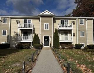 451 School St, Marshfield, Massachusetts, 2 Bedrooms Bedrooms, 5 Rooms Rooms,1 BathroomBathrooms,Residential Lease,For Rent,School St,73448302