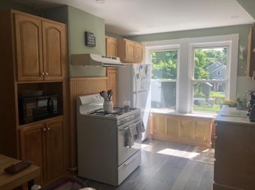 79 Pearl St, Middleboro, Massachusetts, 2 Bedrooms Bedrooms, 7 Rooms Rooms,1 BathroomBathrooms,Residential Lease,For Rent,Pearl St,73448308