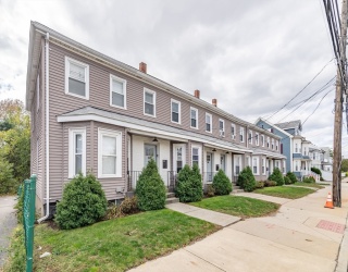 266-274 River Street, Waltham, Massachusetts, 15 Bedrooms Bedrooms, 45 Rooms Rooms,10 BathroomsBathrooms,Residential Income,For Sale,River Street,73448309