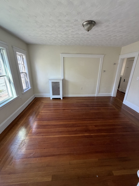 19 Eliot St, Medford, Massachusetts, 3 Bedrooms Bedrooms, 4 Rooms Rooms,1 BathroomBathrooms,Residential Lease,For Rent,Eliot St,73448468