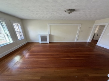 19 Eliot St, Medford, Massachusetts, 3 Bedrooms Bedrooms, 4 Rooms Rooms,1 BathroomBathrooms,Residential Lease,For Rent,Eliot St,73448468 19 Eliot St, Medford, Massachusetts, 3 Bedrooms Bedrooms, 4 Rooms Rooms,1 BathroomBathrooms,Residential Lease,For Rent,Eliot St,73448468