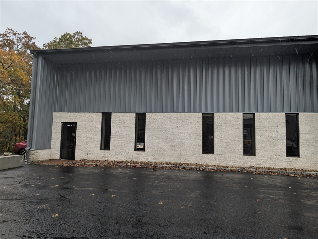 237 River Rd, Uxbridge, Massachusetts, ,Commercial Lease,For Rent,River Rd,73448537