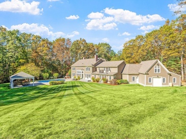 18A South Shaker Road, Harvard, Massachusetts, 4 Bedrooms Bedrooms, 11 Rooms Rooms,4.5 BathroomsBathrooms,Residential,For Sale,South Shaker Road,73448501