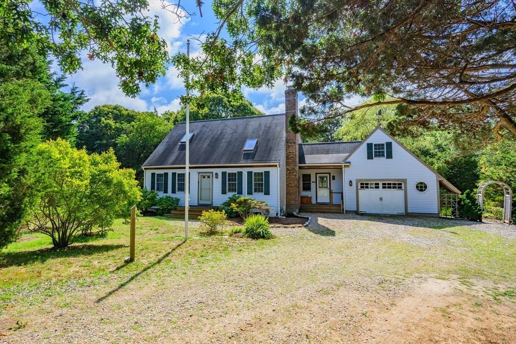 10 Appleseed Rd, Eastham, Massachusetts, 3 Bedrooms Bedrooms, 7 Rooms Rooms,2 BathroomsBathrooms,Residential,For Sale,Appleseed Rd,73433196