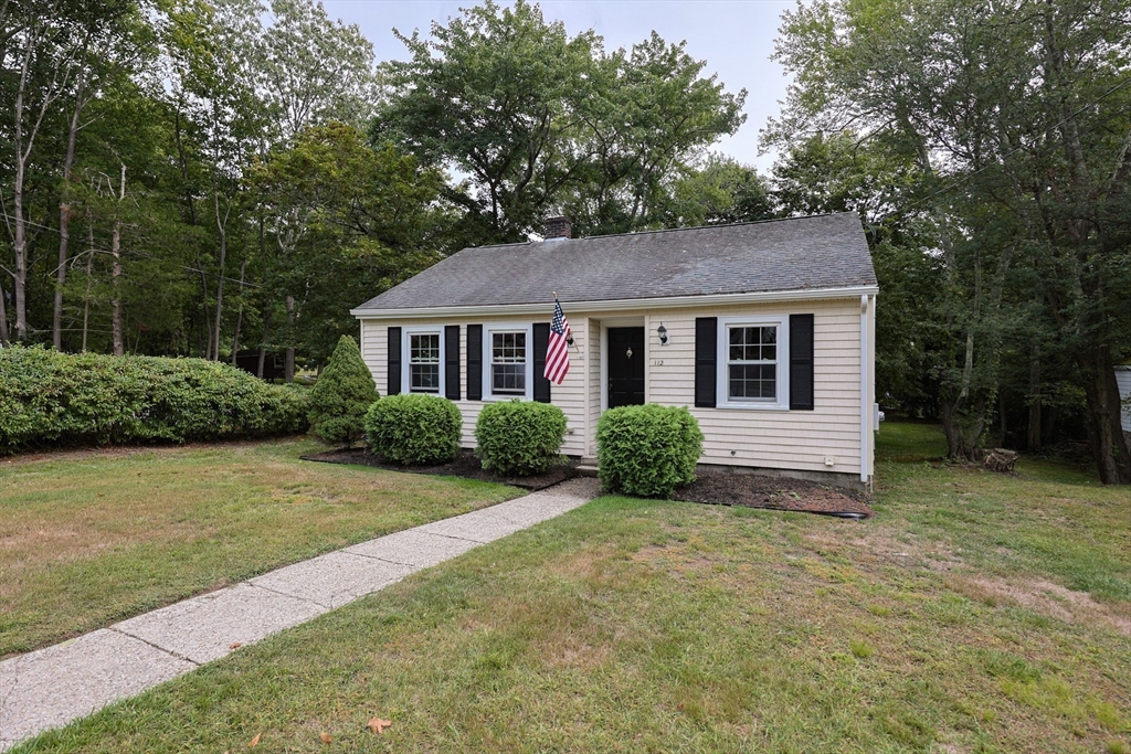 112 Greene St, Hopedale, Massachusetts, 2 Bedrooms Bedrooms, 4 Rooms Rooms,1 BathroomBathrooms,Residential,For Sale,Greene St,73428416