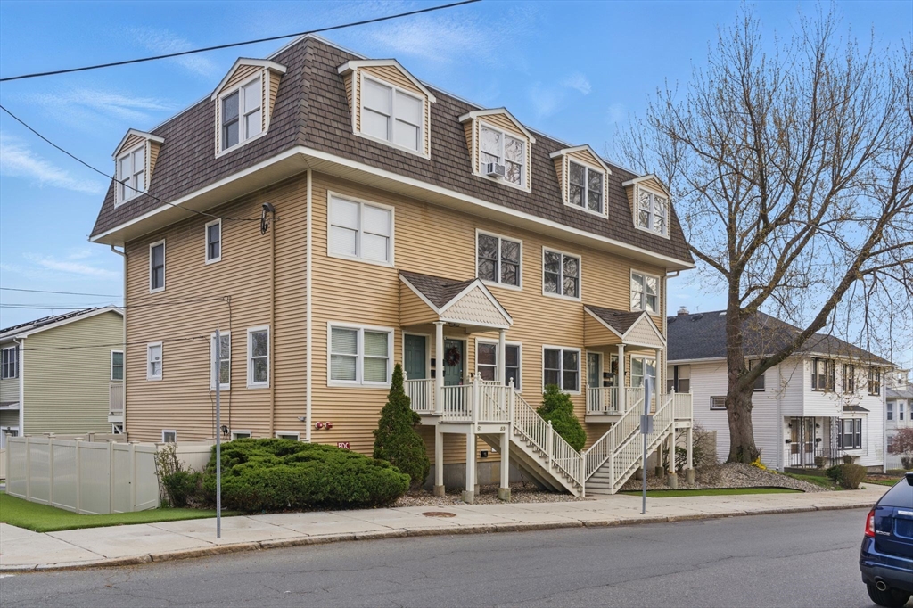 57 Belmont St, Everett, Massachusetts, 3 Bedrooms Bedrooms, 6 Rooms Rooms,2.5 BathroomsBathrooms,Residential,For Sale,Belmont St,73438340