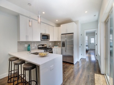 65 Border, Boston, Massachusetts, 2 Bedrooms Bedrooms, 4 Rooms Rooms,2 BathroomsBathrooms,Residential Lease,For Rent,Border,73379155