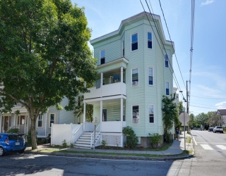 99 Beech St, Belmont, Massachusetts, 8 Bedrooms Bedrooms, 17 Rooms Rooms,3 BathroomsBathrooms,Residential Income,For Sale,Beech St,73425930