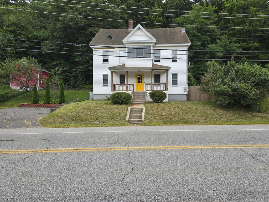 111 East St, Ware, Massachusetts, 5 Bedrooms Bedrooms, 12 Rooms Rooms,2.5 BathroomsBathrooms,Residential Income,For Sale,East St,73421683