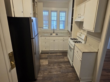 33 Harbor St, Salem, Massachusetts, 3 Bedrooms Bedrooms, 6 Rooms Rooms,1 BathroomBathrooms,Residential Lease,For Rent,Harbor St,73448553