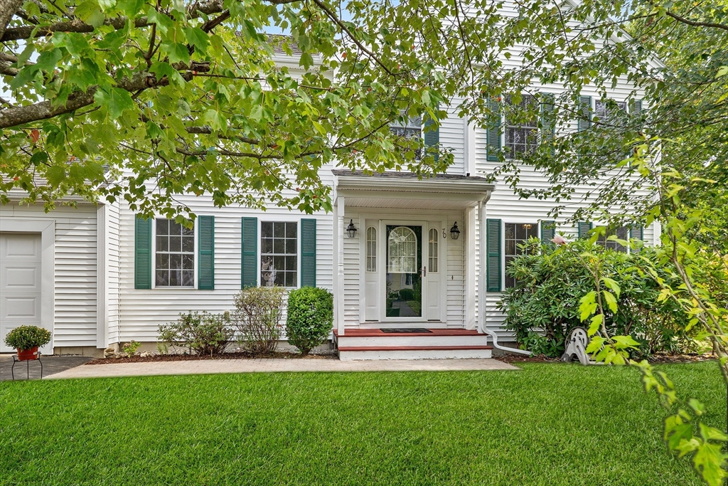 70 Loring Ave, Boxborough, Massachusetts, 3 Bedrooms Bedrooms, 9 Rooms Rooms,2.5 BathroomsBathrooms,Residential,For Sale,Loring Ave,73428583