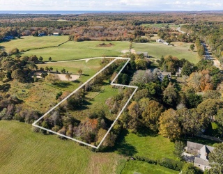 5 Louis Field, Edgartown, Massachusetts, ,Land,For Sale,Louis Field,73448958
