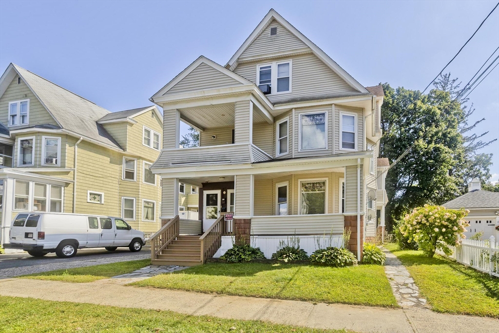 75-77 Madison, Chicopee, Massachusetts, 6 Bedrooms Bedrooms, 14 Rooms Rooms,3 BathroomsBathrooms,Residential Income,For Sale,Madison,73427971