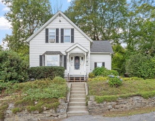 18 Brown St, Leicester, Massachusetts, 5 Bedrooms Bedrooms, 8 Rooms Rooms,1.5 BathroomsBathrooms,Residential,For Sale,Brown St,73424745