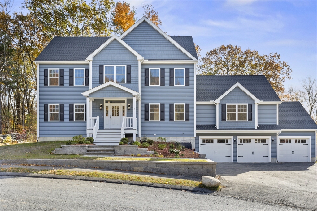 5 Colonel Rolls Dr, Westford, Massachusetts, 5 Bedrooms Bedrooms, 10 Rooms Rooms,4.5 BathroomsBathrooms,Residential,For Sale,Colonel Rolls Dr,73330050