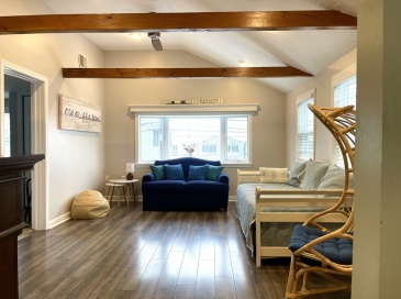 138 Central Ave, Salisbury, Massachusetts, 5 Bedrooms Bedrooms, 10 Rooms Rooms,2 BathroomsBathrooms,Residential Income,For Sale,Central Ave,73427699