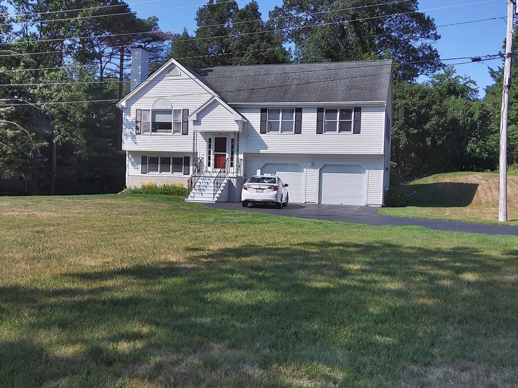 1 Dorianna Cir, Shrewsbury, Massachusetts, 3 Bedrooms Bedrooms, 7 Rooms Rooms,2.5 BathroomsBathrooms,Residential,For Sale,Dorianna Cir,73411339