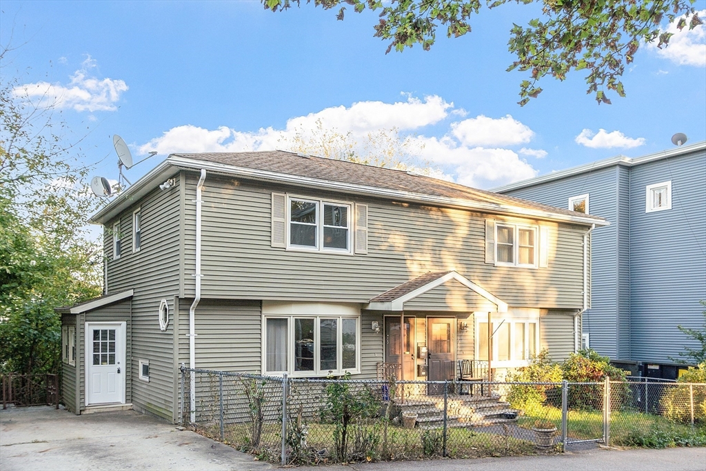 75 Ingleside Ave, Worcester, Massachusetts, 3 Bedrooms Bedrooms, 6 Rooms Rooms,2 BathroomsBathrooms,Residential Lease,For Rent,Ingleside Ave,73442499