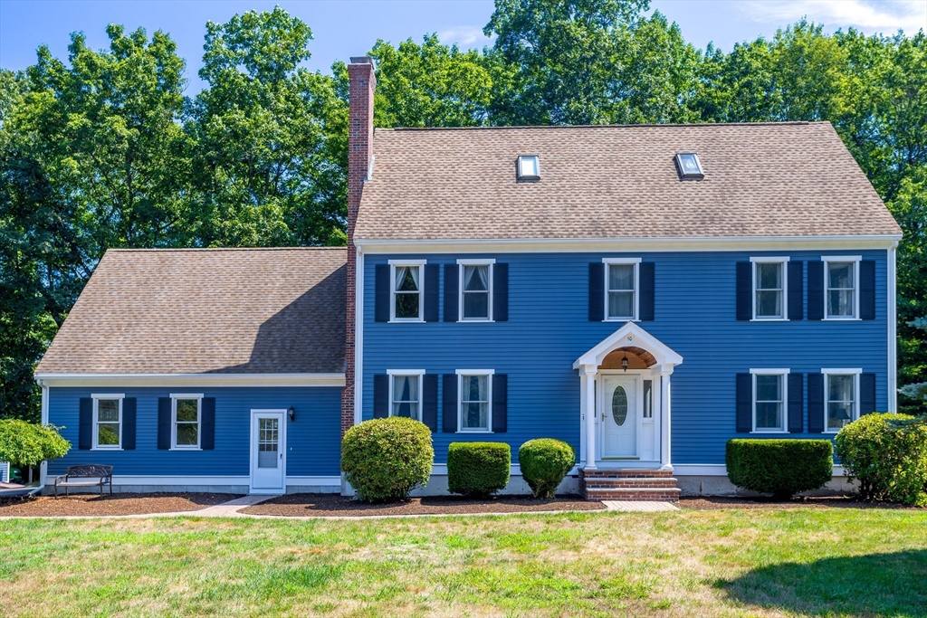 10 Baywoods Drive, Shirley, Massachusetts, 4 Bedrooms Bedrooms, 10 Rooms Rooms,2.5 BathroomsBathrooms,Residential,For Sale,Baywoods Drive,73418807