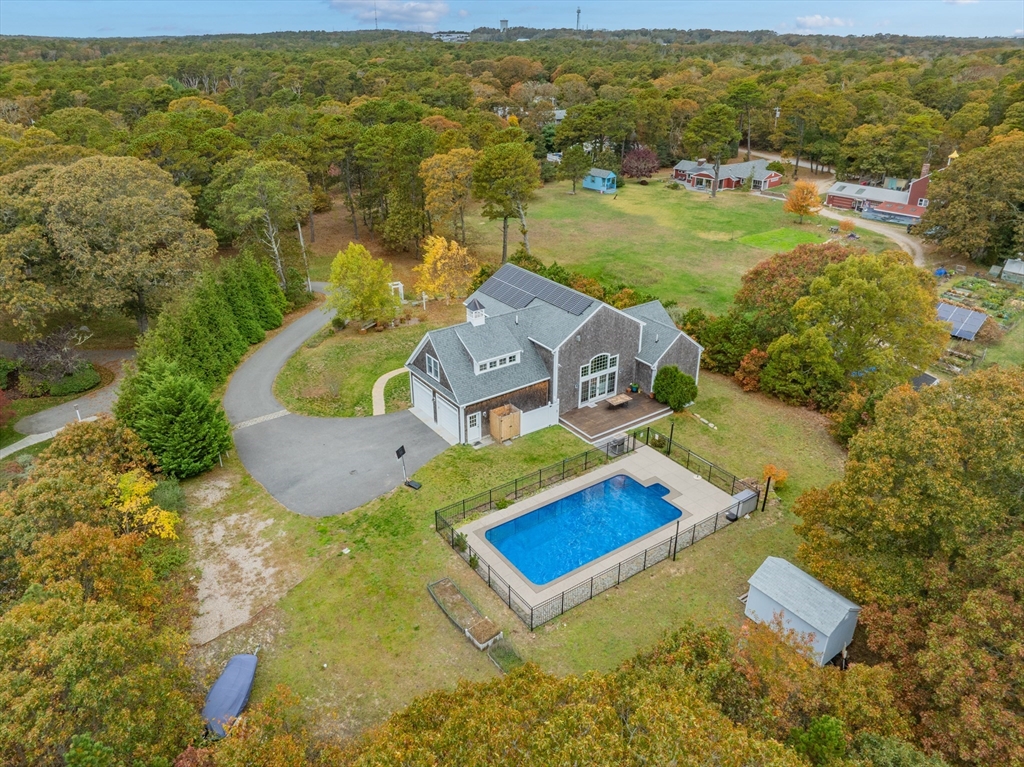 15 Morgans Way, Orleans, Massachusetts, 3 Bedrooms Bedrooms, 7 Rooms Rooms,2.5 BathroomsBathrooms,Residential,For Sale,Morgans Way,73449261