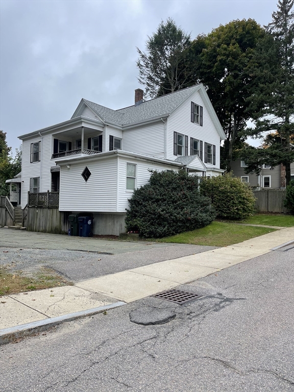 50 Belmont St, Marlborough, Massachusetts, 2 Bedrooms Bedrooms, 5 Rooms Rooms,1 BathroomBathrooms,Residential Lease,For Rent,Belmont St,73449281
