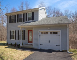 107 Stafford Rd, Wales, Massachusetts, 3 Bedrooms Bedrooms, 7 Rooms Rooms,1.5 BathroomsBathrooms,Residential Lease,For Rent,Stafford Rd,73414464