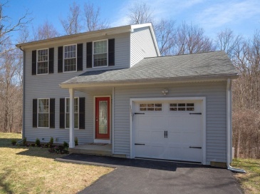 107 Stafford Rd, Wales, Massachusetts, 3 Bedrooms Bedrooms, 7 Rooms Rooms,1.5 BathroomsBathrooms,Residential Lease,For Rent,Stafford Rd,73414464