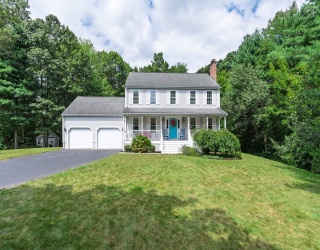 16 Bradner Street, Foxboro, Massachusetts, 4 Bedrooms Bedrooms, 8 Rooms Rooms,2.5 BathroomsBathrooms,Residential,For Sale,Bradner Street,73423071