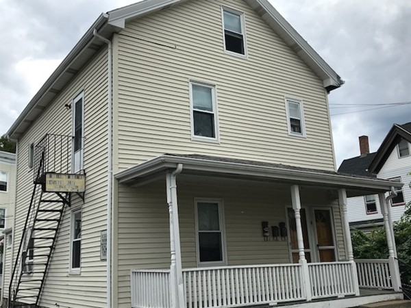 81B Maple St, Waltham, Massachusetts, 1 Bedroom Bedrooms, 3 Rooms Rooms,1 BathroomBathrooms,Residential Lease,For Rent,Maple St,73435745