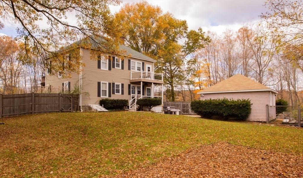 216 Landham Rd, Sudbury, Massachusetts, 4 Bedrooms Bedrooms, 12 Rooms Rooms,2 BathroomsBathrooms,Residential Income,For Sale,Landham Rd,73449405