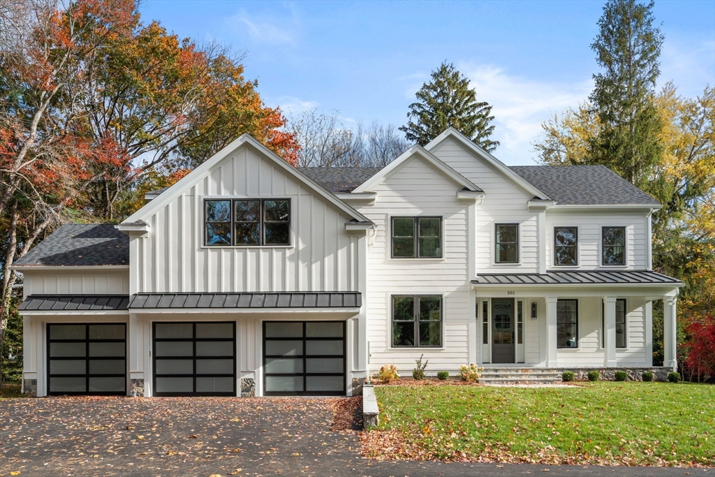 201 Lowell Road, Wellesley, Massachusetts, 6 Bedrooms Bedrooms, 12 Rooms Rooms,5.5 BathroomsBathrooms,Residential,For Sale,Lowell Road,73401549